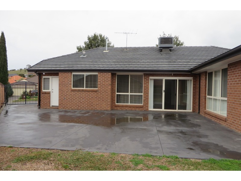 28 Gravlier Way, South Morang VIC 3752