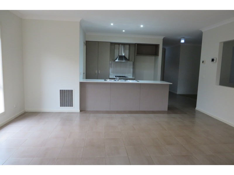 39 Melliodora Drive, Mernda VIC 3754