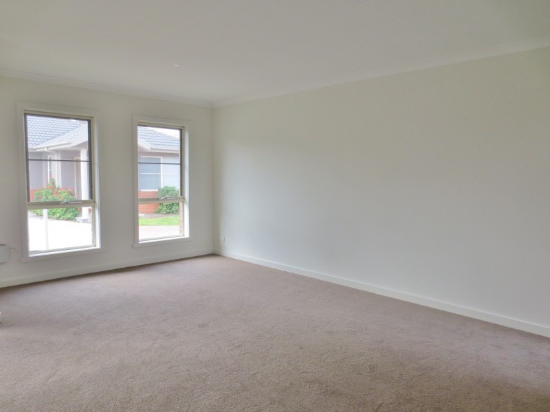 4/309 McDonalds Road, Epping VIC 3076