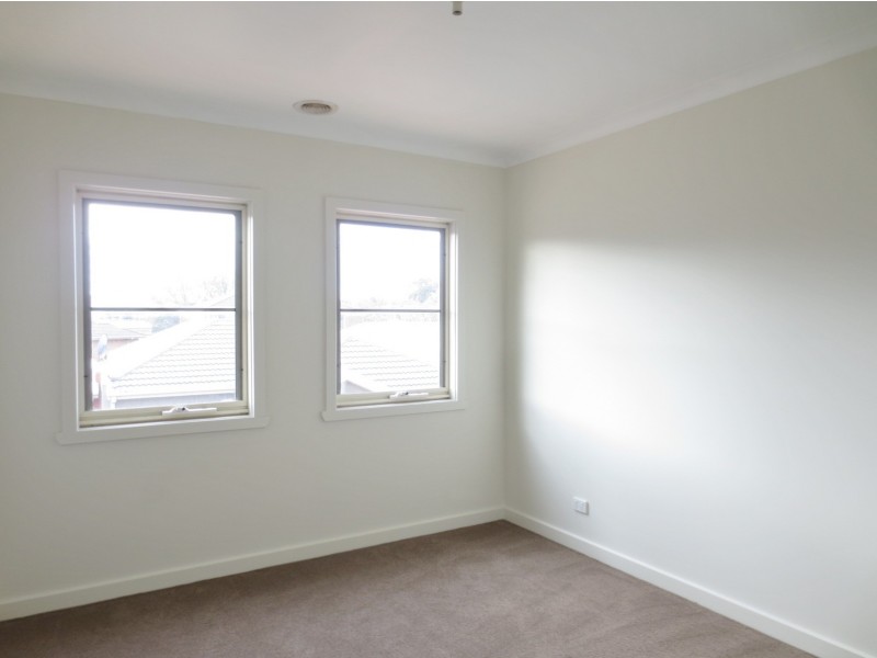 4/309 McDonalds Road, Epping VIC 3076