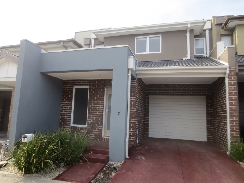 7 Snapdragon Street, South Morang VIC 3752