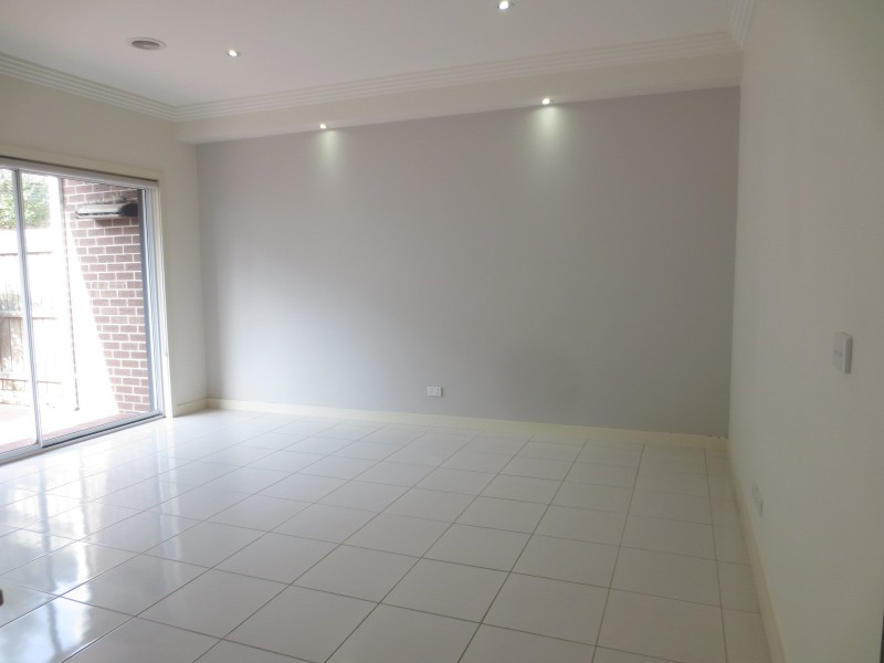 7 Snapdragon Street, South Morang VIC 3752