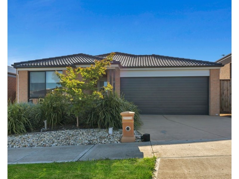 9 Kingview Place, Mernda VIC 3754