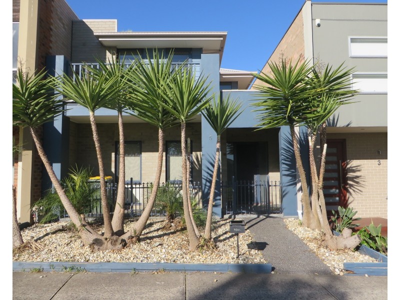 5 Basalt Terrace, Epping VIC 3076