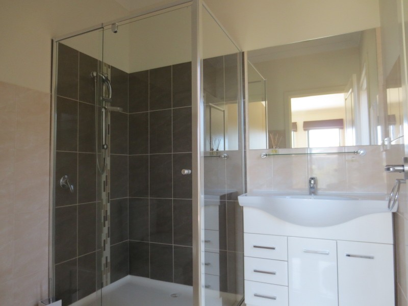 45 Kay Avenue, Lalor VIC 3075