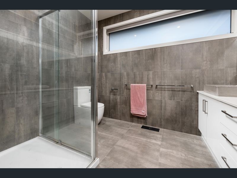 1/2 Keats Court, Bundoora VIC 3083