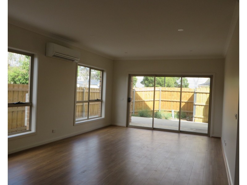 55 Grange Drive, South Morang VIC 3752