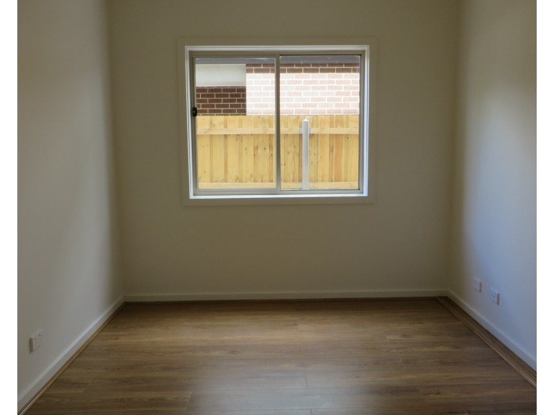 29 Kinkora Crescent, South Morang VIC 3752