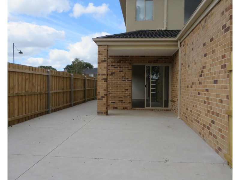 29 Kinkora Crescent, South Morang VIC 3752