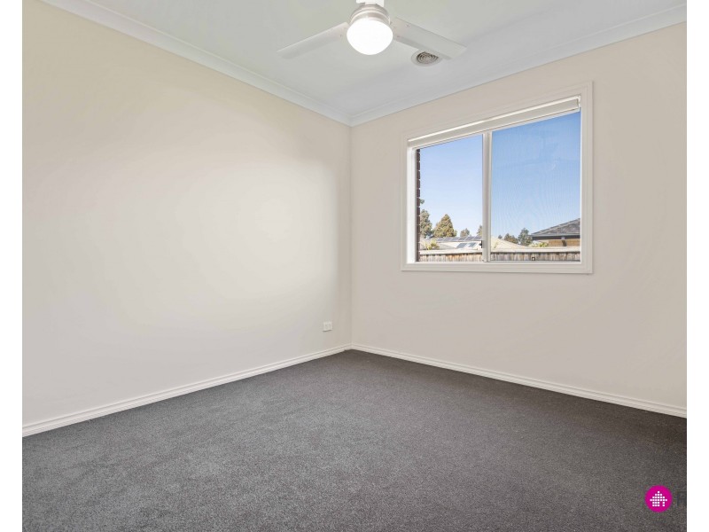 4 Alice Way, Tarneit VIC 3029