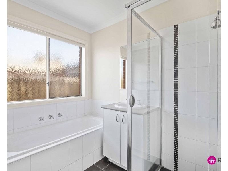 4 Alice Way, Tarneit VIC 3029