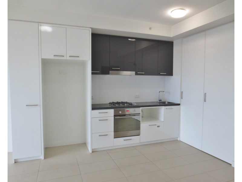 609/14-20 Nicholson Street, Coburg VIC 3058