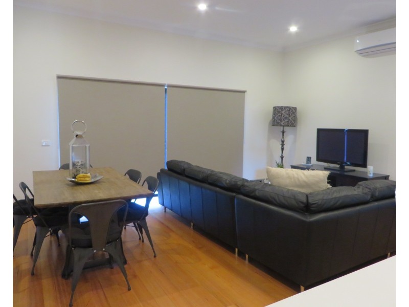 9 Witchazel Drive, South Morang VIC 3752