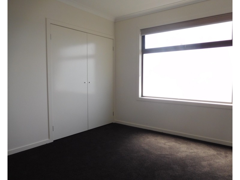 7 Witchazel Drive, South Morang VIC 3752