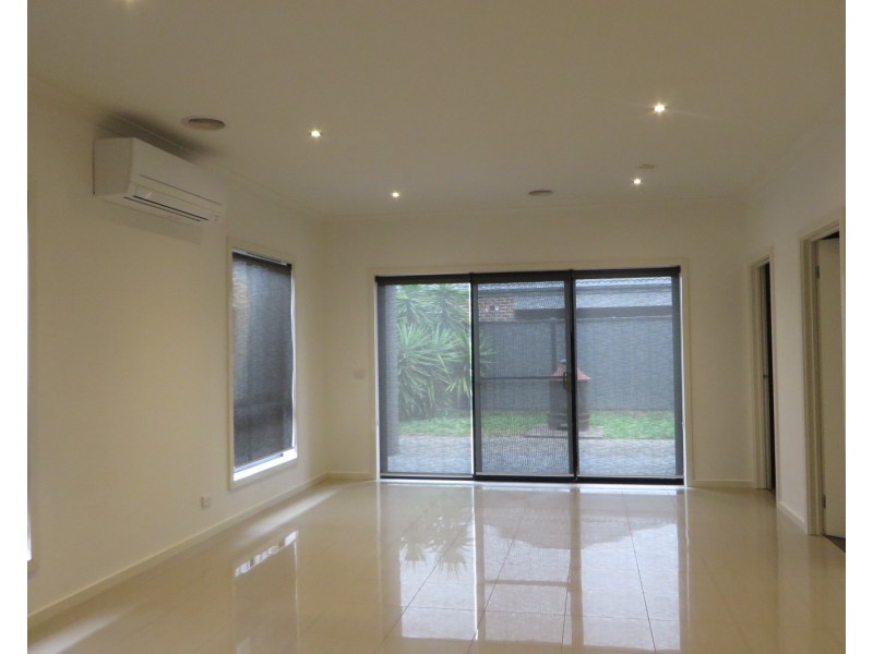 18 McCubbin Way, Mernda VIC 3754