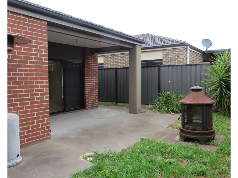 18 McCubbin Way, Mernda VIC 3754