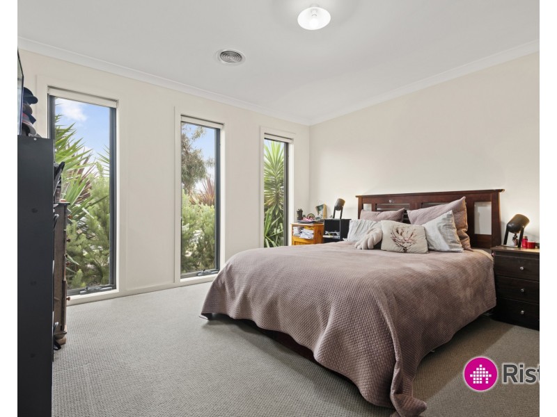 16 Cotswold Way, Mernda VIC 3754