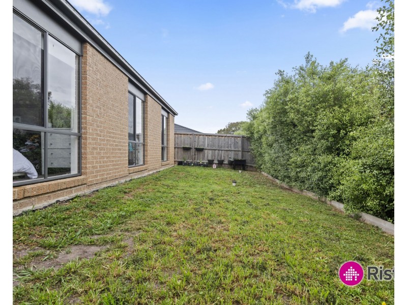 16 Cotswold Way, Mernda VIC 3754