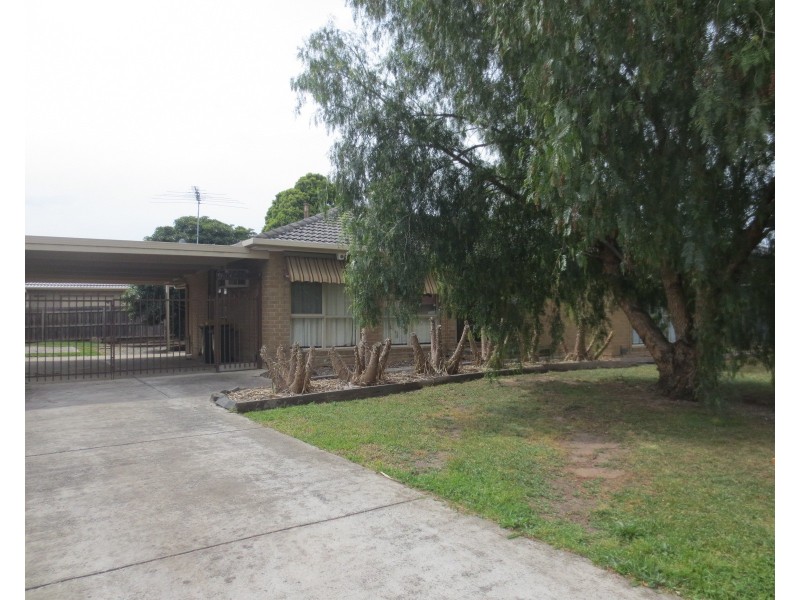 19 Savannah Crescent, Epping VIC 3076