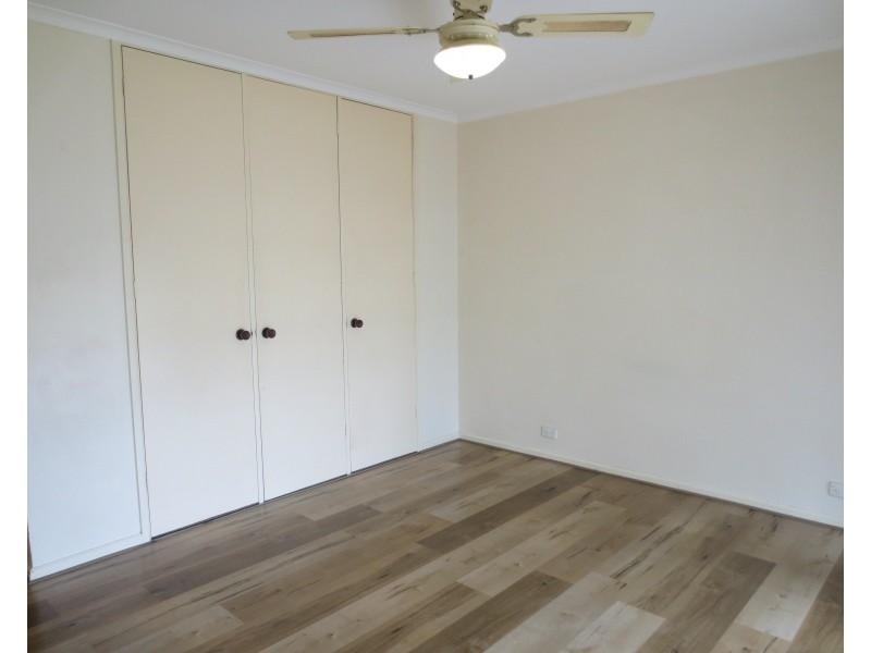 19 Savannah Crescent, Epping VIC 3076