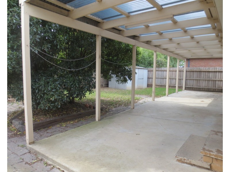 19 Savannah Crescent, Epping VIC 3076