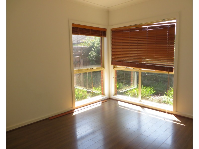 3/5 Crevelli Street, Reservoir VIC 3073