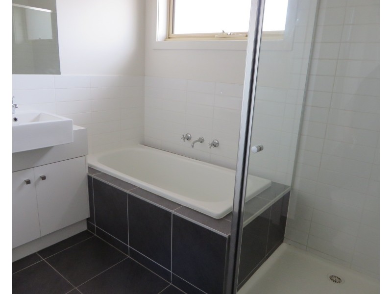 3/5 Crevelli Street, Reservoir VIC 3073