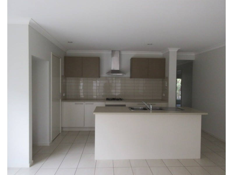 16 Endurance Street, Doreen VIC 3754