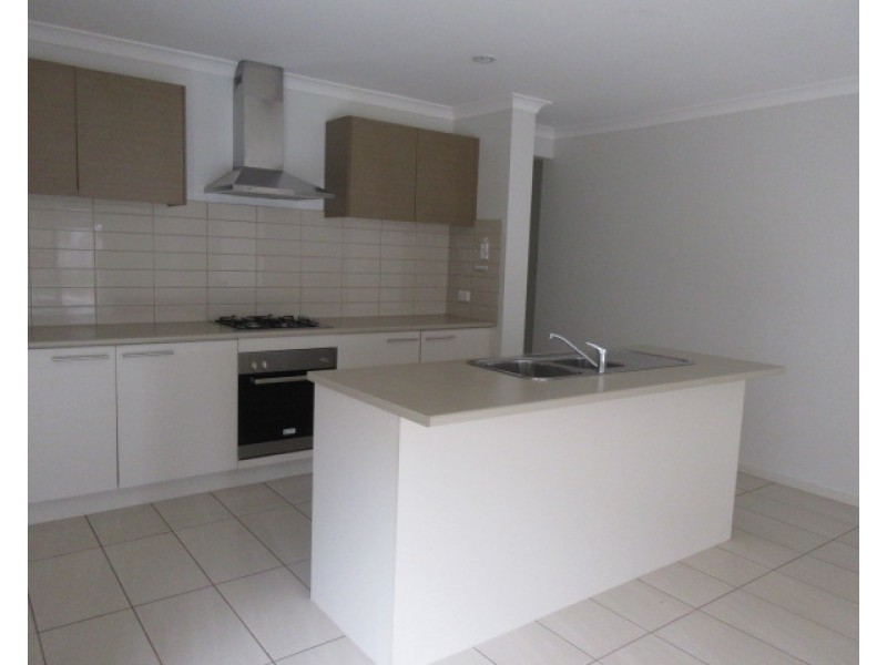 16 Endurance Street, Doreen VIC 3754