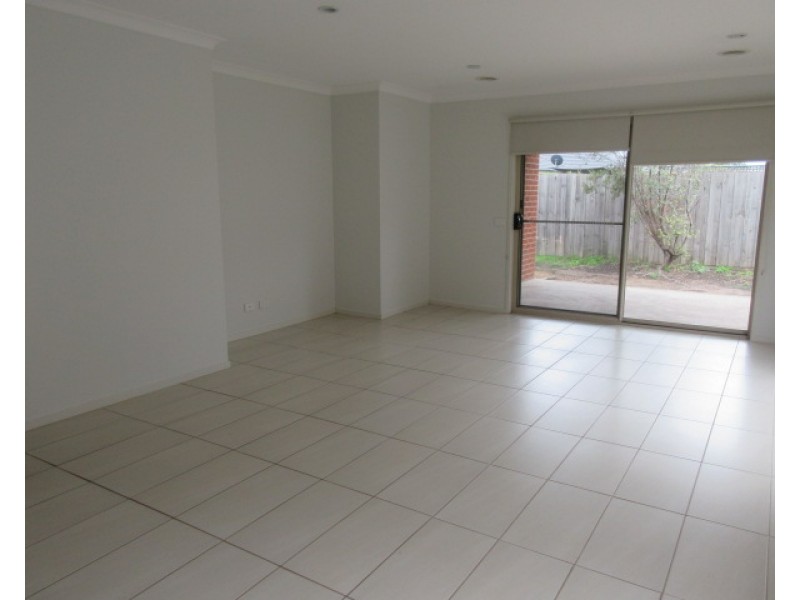 16 Endurance Street, Doreen VIC 3754