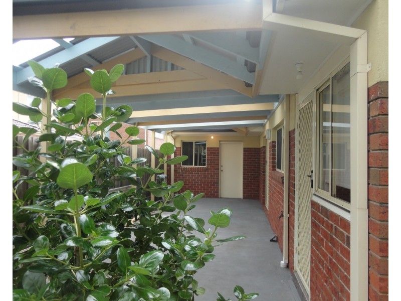 2/11 Payne Place, South Morang VIC 3752