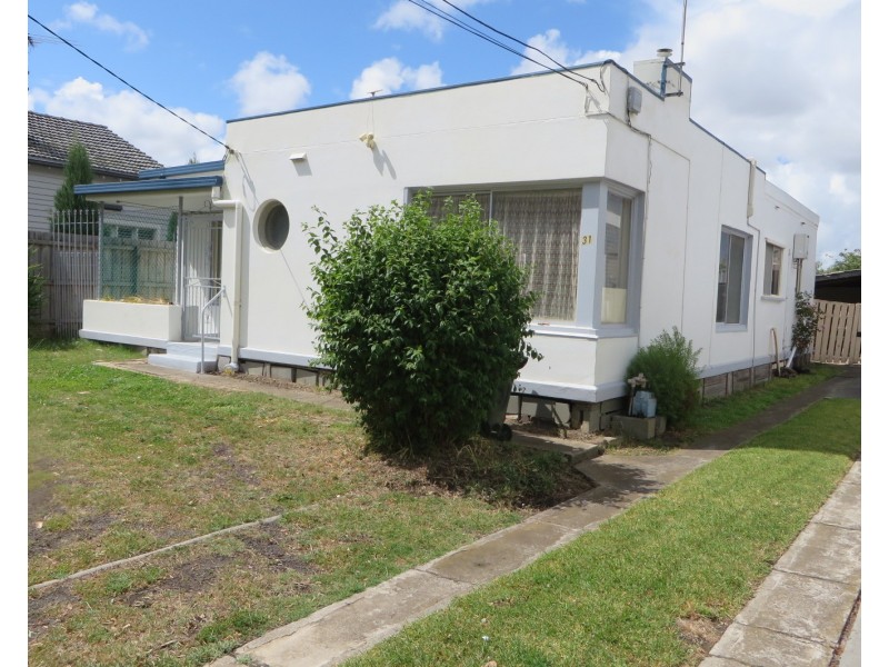 31 Barton Street, Reservoir VIC 3073