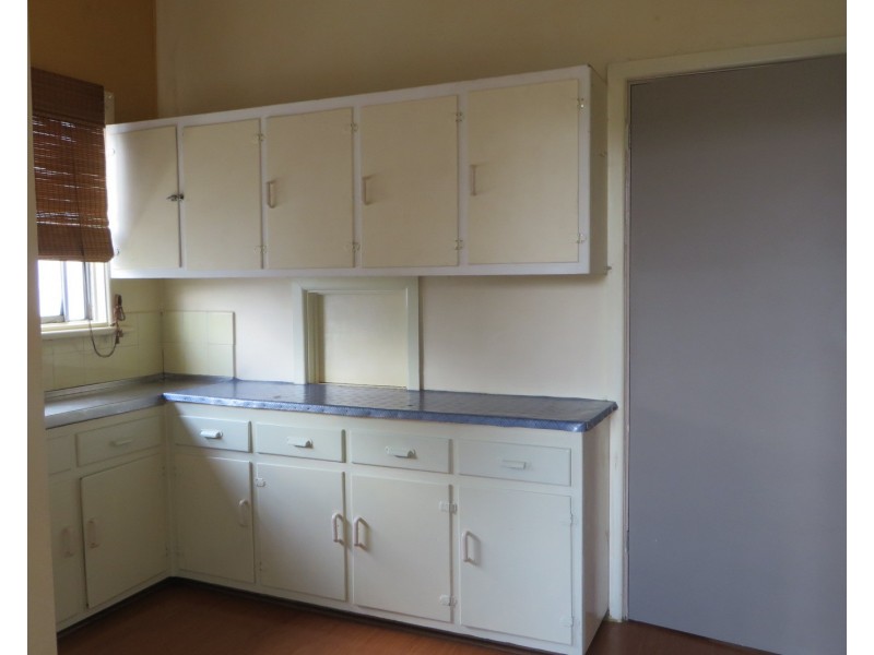 31 Barton Street, Reservoir VIC 3073