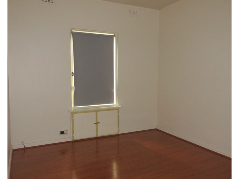 31 Barton Street, Reservoir VIC 3073