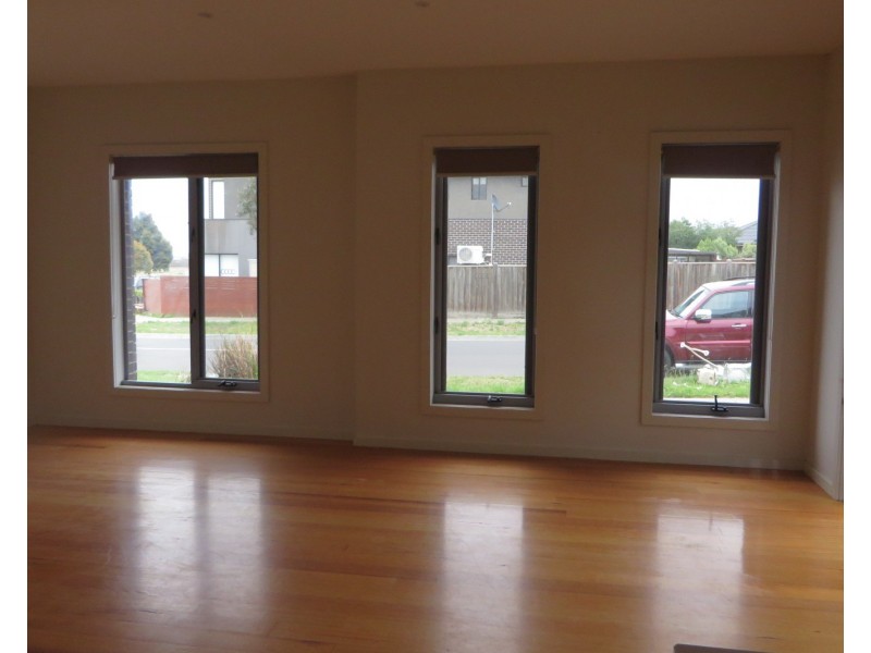 5/13 Blainey Cresent, Epping VIC 3076