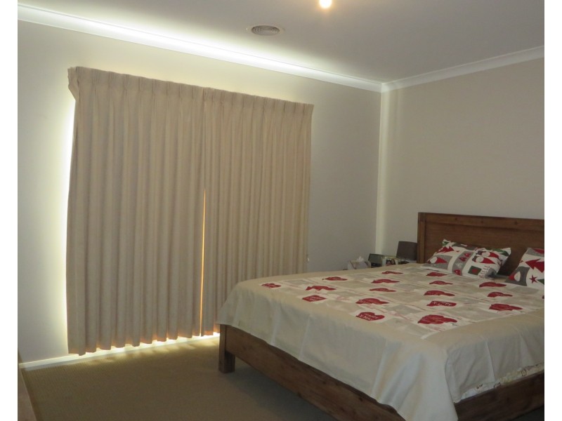 24 Maremma Drive, Mernda VIC 3754