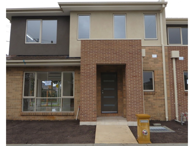 8c Vasey Avenue, Lalor VIC 3075