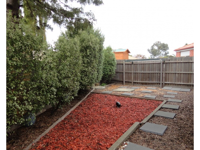 1/22 Hawkes Drive, Mill Park VIC 3082