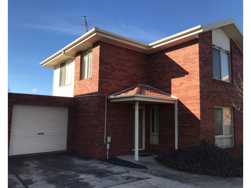 29 Pace Circuit, South Morang VIC 3752