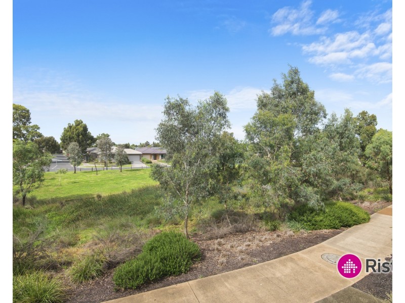 13 Chanticleer Drive, Mernda VIC 3754