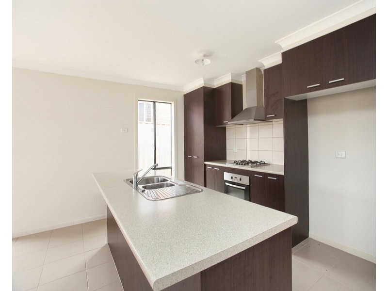 27 Lexington  Avenue, Doreen VIC 3754