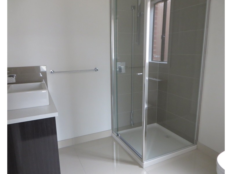 12 Pribislaw Crescent, Epping VIC 3076