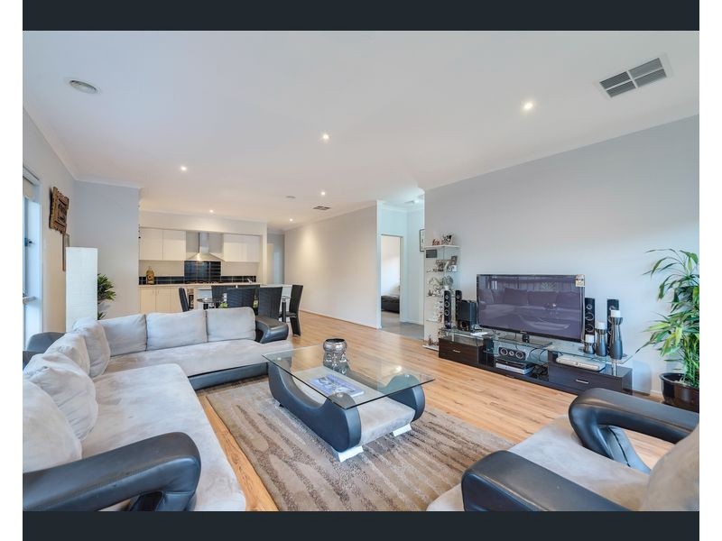 6 Antill Rise, Epping VIC 3076