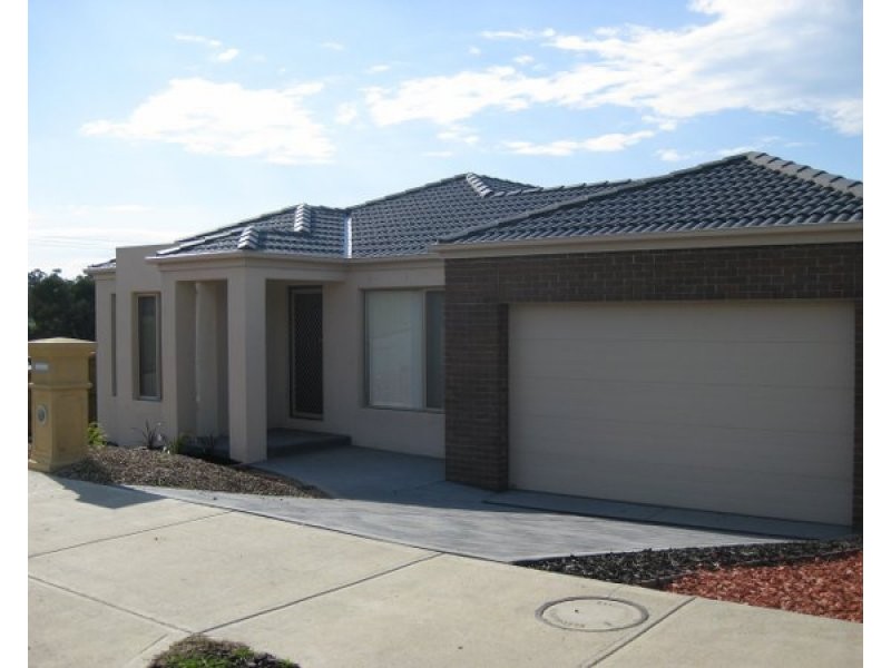 16 Mountain Way, Doreen VIC 3754