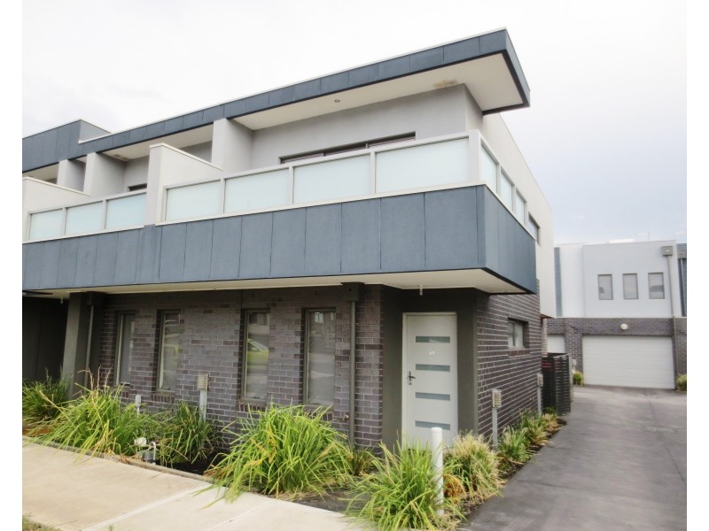 51 Saxony Drive, Epping VIC 3076