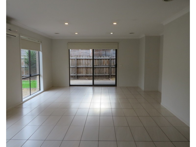 4 Port Road, Doreen VIC 3754