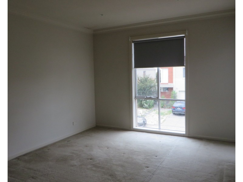 12 Brentwood Place, Roxburgh Park VIC 3064