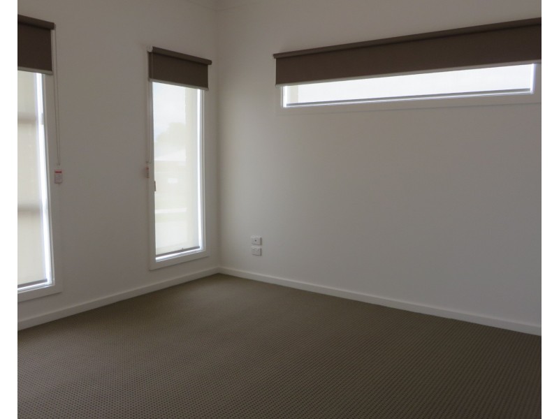 57 Kerrabee Drive, Mernda VIC 3754