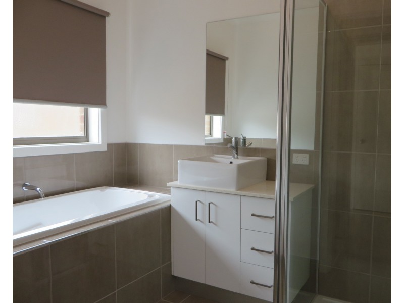 57 Kerrabee Drive, Mernda VIC 3754