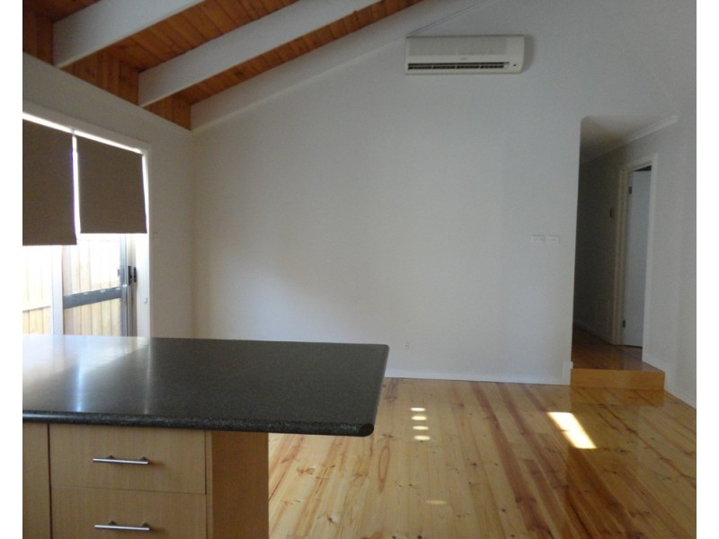 111 Centenary Drive, Mill Park VIC 3082